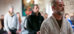 1_meditation_man_yoga_retreat