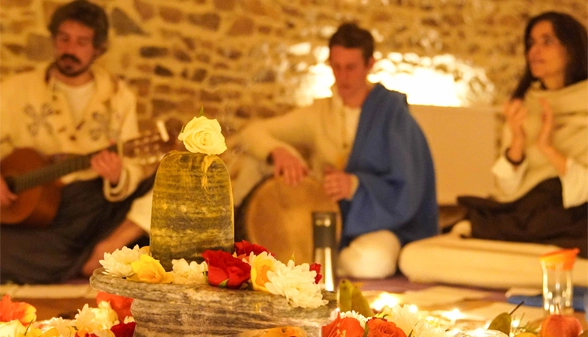 3_Training_in_Facilitating_Kirtan