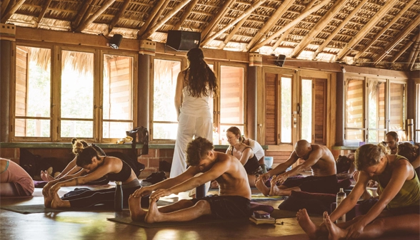 4_hatha_yoga_paschimottanasana