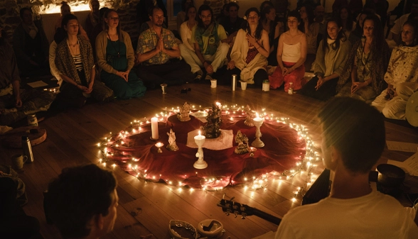 8_spiritual_chanting_and_devotion